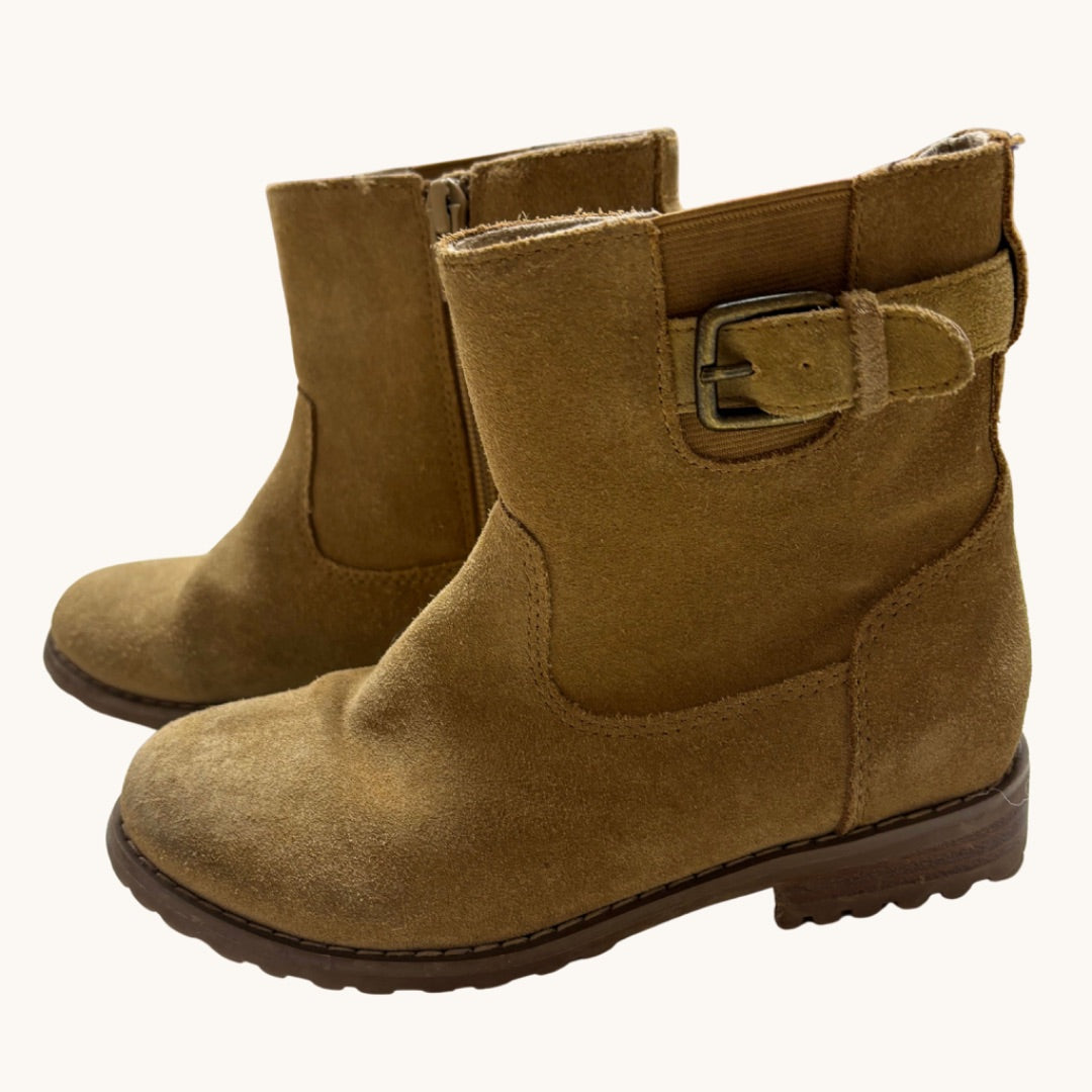 Country Road Boots - Size 29