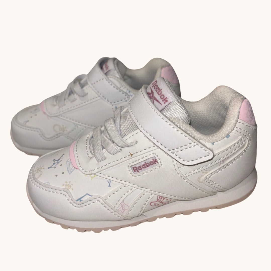 Reebok Sneakers NEW - Size US 7