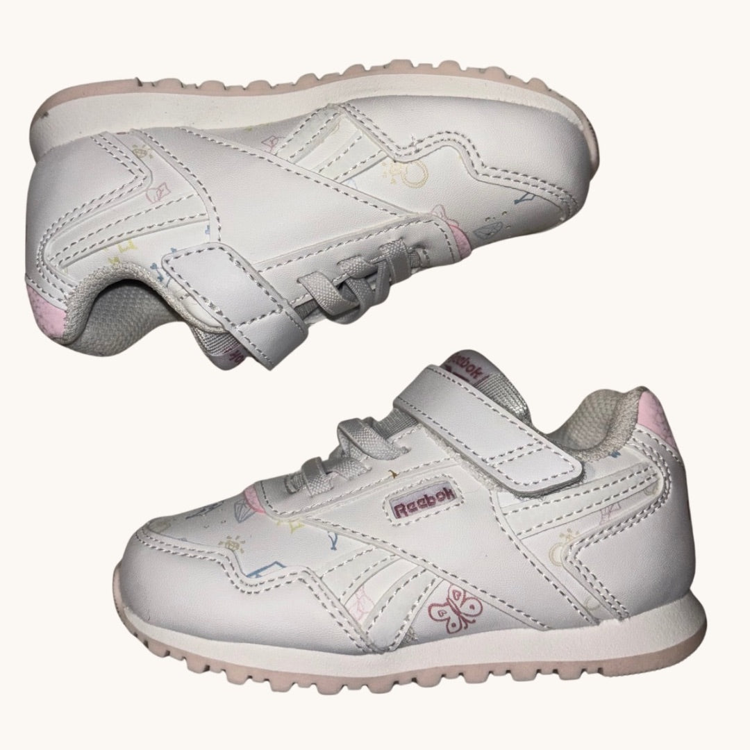 Reebok Sneakers NEW - Size US 7