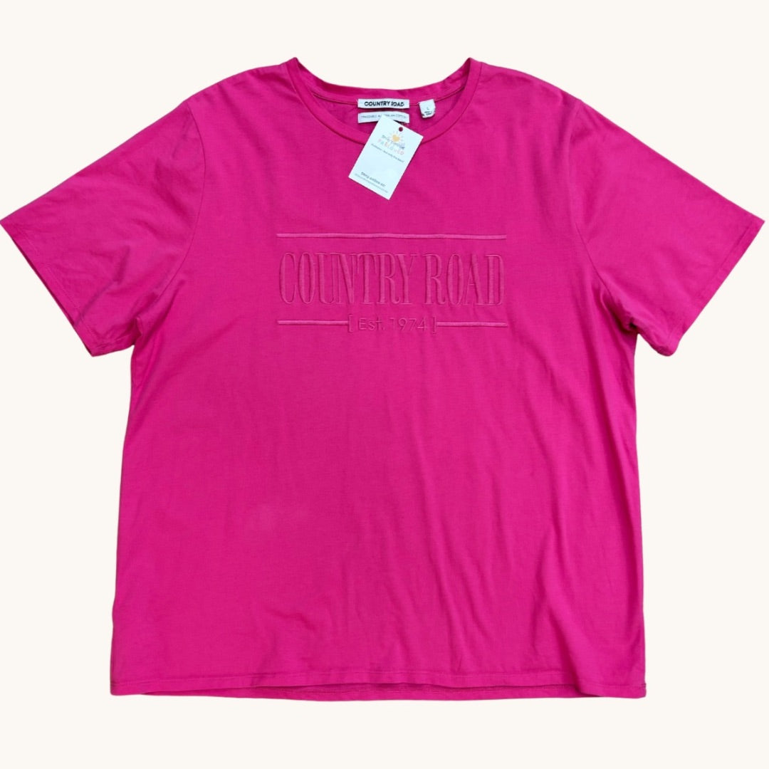 Country Road Tee - Size L